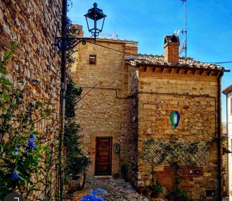 *La Torre Di Amelia* Nel Cuore Dell' Umbria Exterior foto